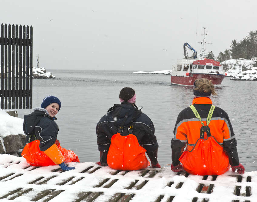 Leander Winstad Johnsen og tungeskjærerkollegene har fått mye tid denne sesongen til å nyte utsikten og filosofere over tilværelsen. Foto: Erik Jenssen