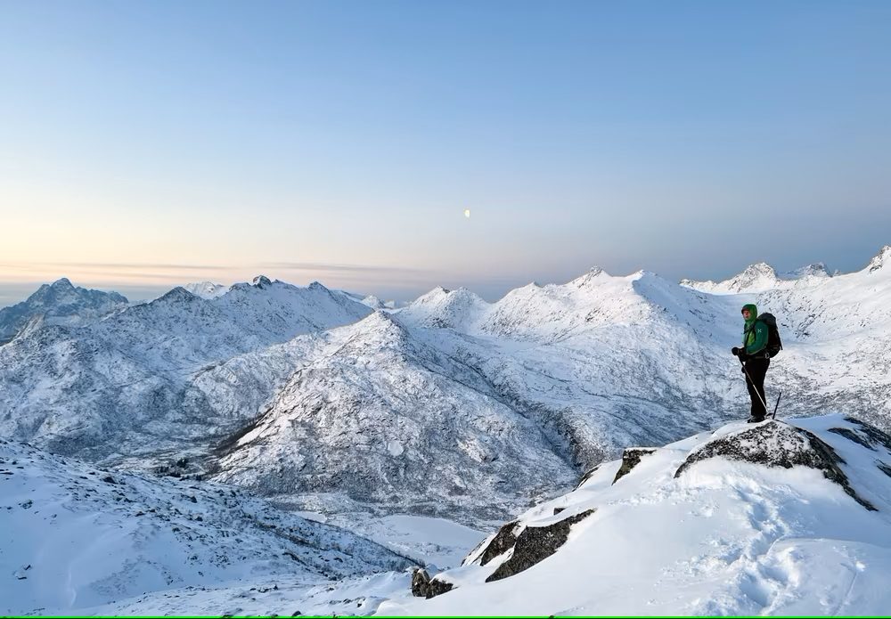 Mars var en uvanlig kald måned i Lofoten viser målinger fra meteorologisk institutt. Foto: Espen No