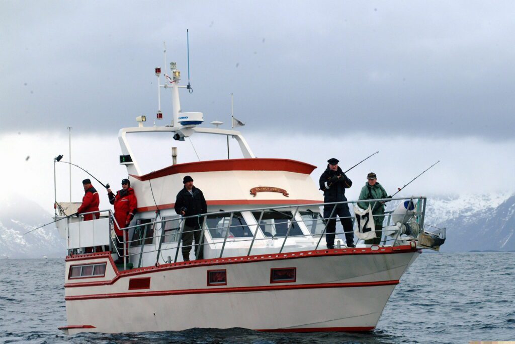 Kontroll av turistfiske er i liten grad gjennomført. Her et bilde fra VM i skreifiske 2022. Foto: Edd Meby