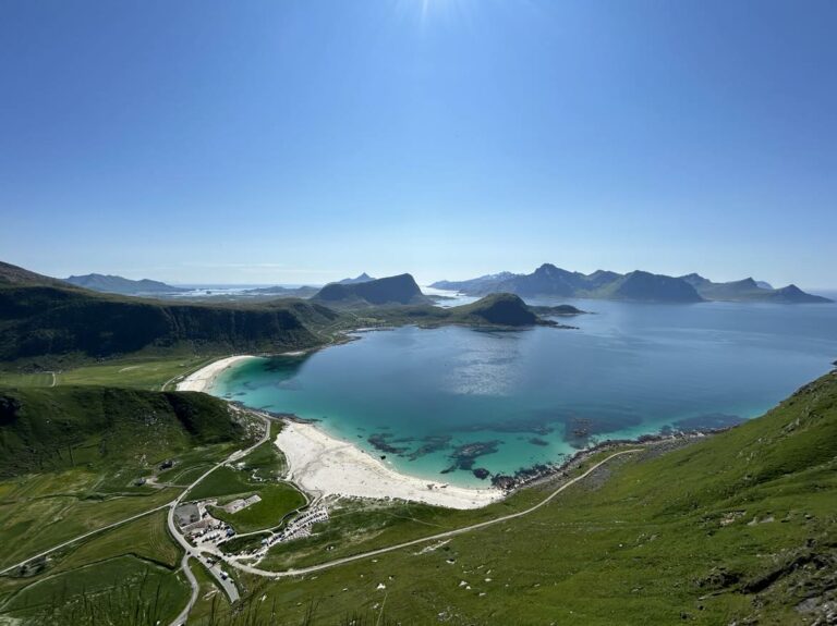 Hauklandsstranda fra Mannen. Foto: Eirik Husøy