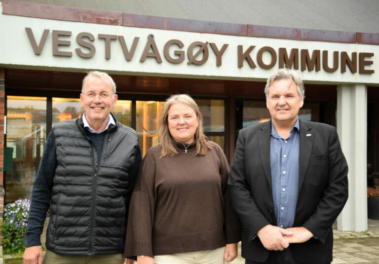 Den påtroppende posisjonen i Vestvågøy kommune har lagt frem sine planer og ambisjoner for de neste fire årene. Noen av punktene kan virke svært kostbare. Foto: Gustav Fauskanger Pedersen.